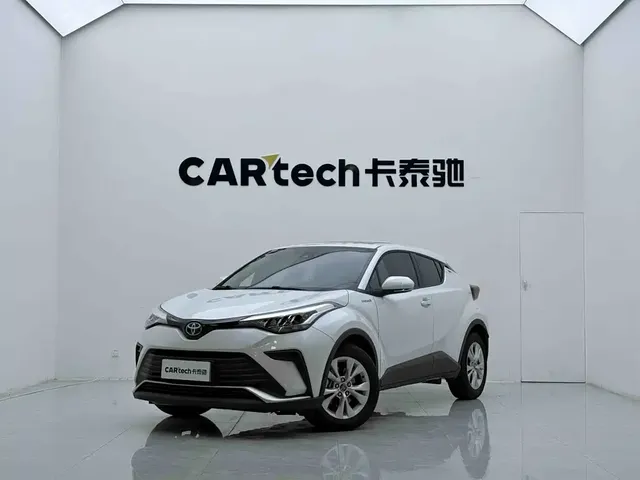 Toyota IZOA 2023 Hybrid 2.0L Yi-Xiang Edition