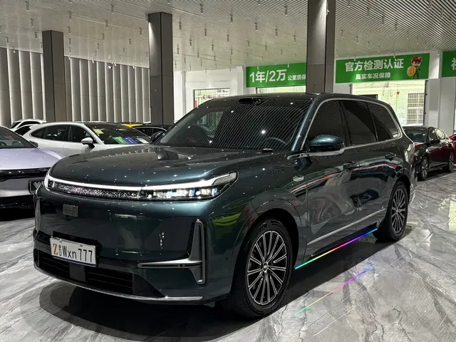 Geely Galaxy M9 2025 Model 230km 2WD Explorer+ Edition