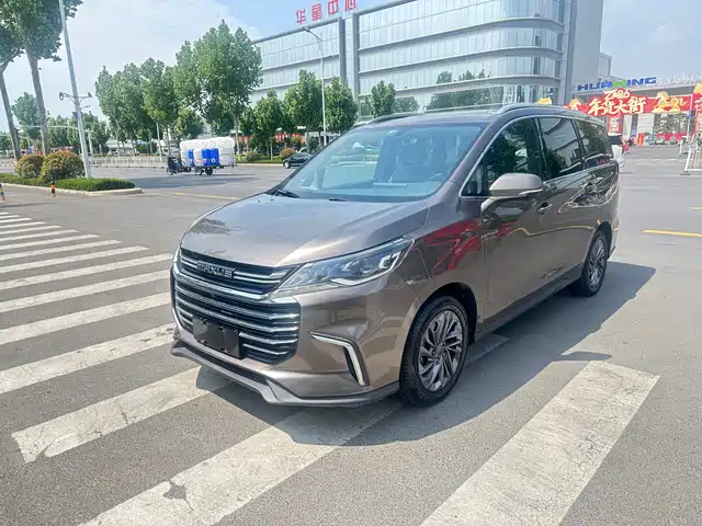 SAIC Maxus G50 2019 1.5T Automatic Luxury Edition China V