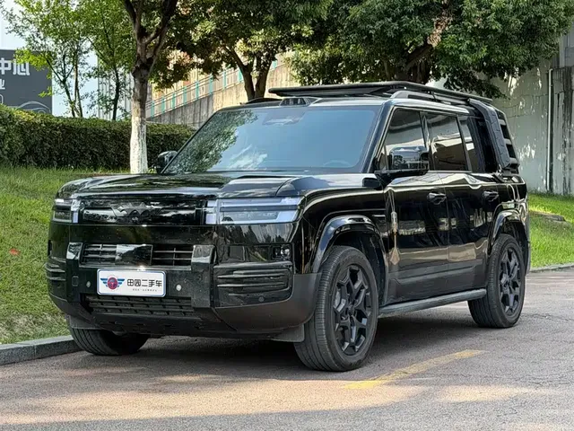 Fang Cheng Bao Titanium 7 2025 AWD Base Model