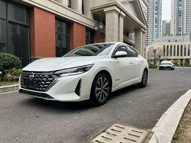 Nissan Sylphy 2023 Super Hybrid E-Drive Ultra Smart Connect Plus