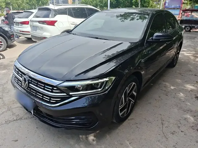 Volkswagen Sagitar 2024 300TSI DSG Surpass Edition