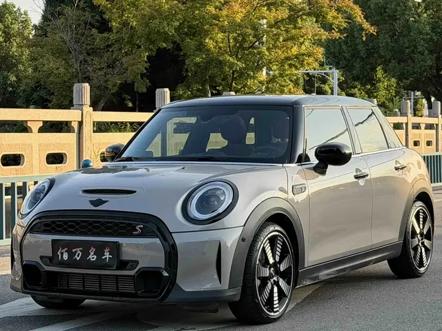 MINI MINI 2023 Facelift 2.0T COOPER S Artist 5-Door