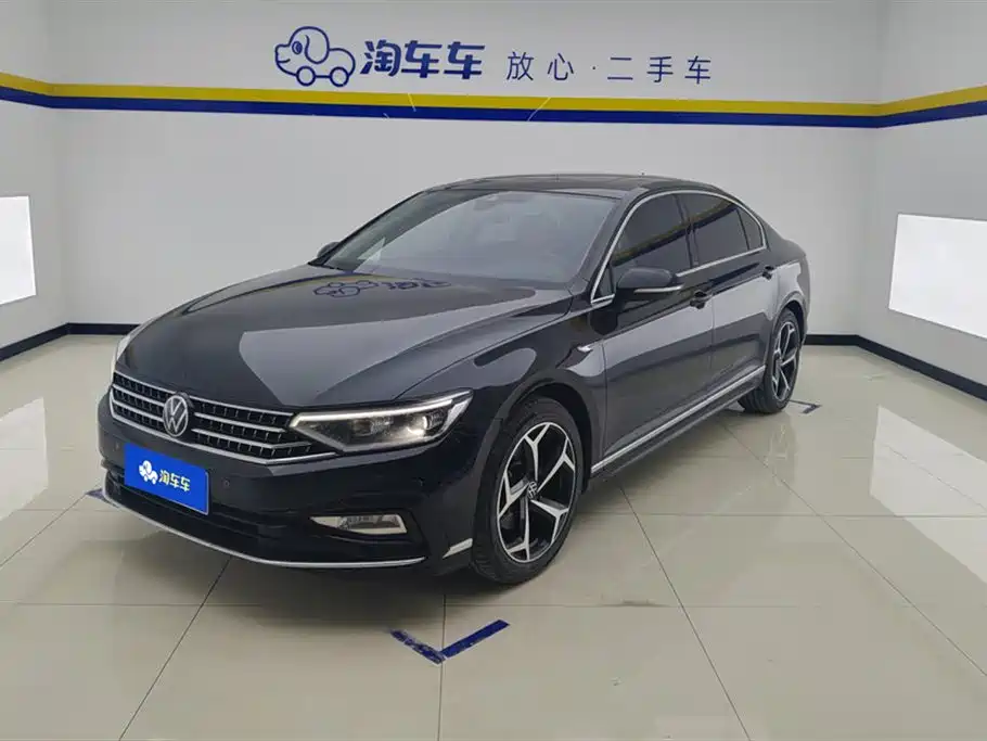 Volkswagen Magotan 2025 Popular Edition 330TSI DSG Luxury