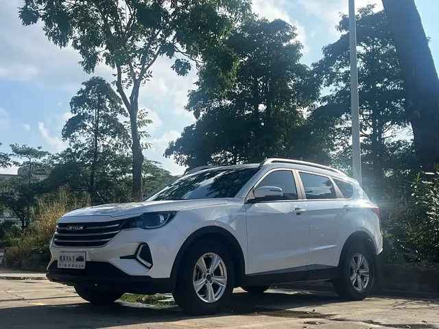 Jetour X70M 2021 1.5T DCT Premium Partner 5-Seater
