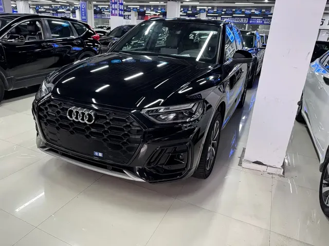 Audi Q5L 2023 40T Luxury Dynamic