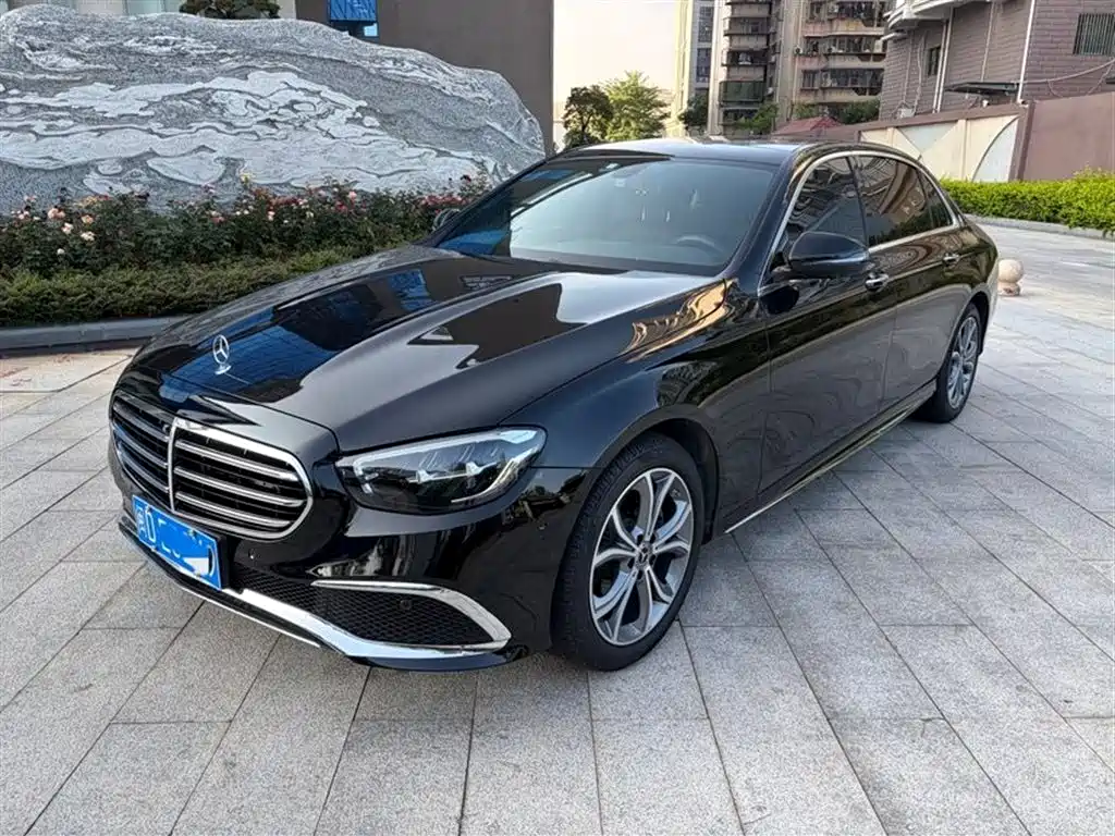Mercedes-Benz E-Class 2022 Second Facelift E 300 L Premium