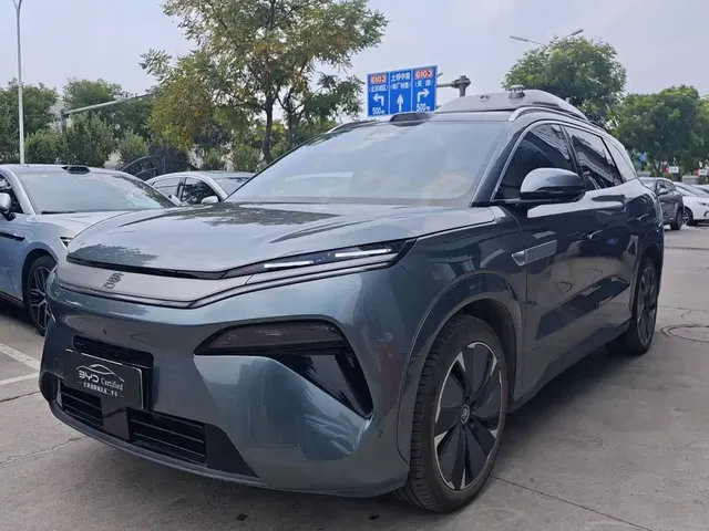 BYD Tang L 2025 DM 175KM Drone Player Edition