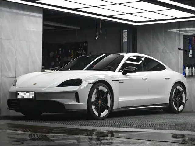 Porsche Taycan 2024 Taycan 4