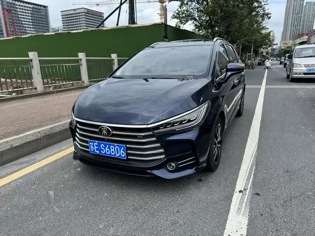 BYD Song MAX 2018 1.5T Automatic Smart Connected Premium 6-Seater