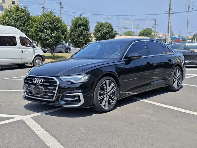 Audi A6L 2023 45 TFSI Premium Selection Dynamic