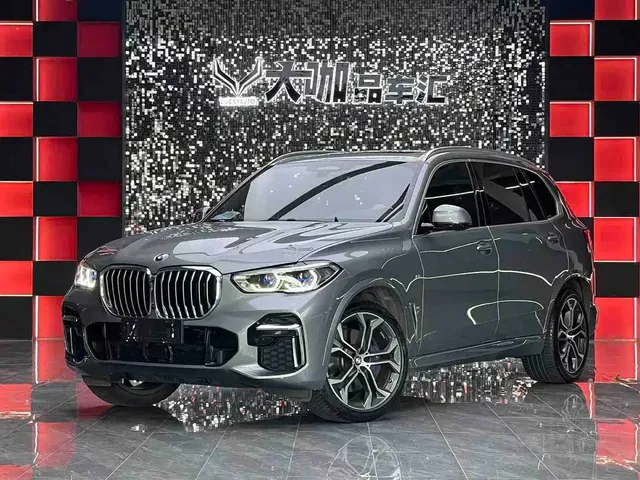 BMW X5 2022 xDrive 40Li Premium M Sport Package