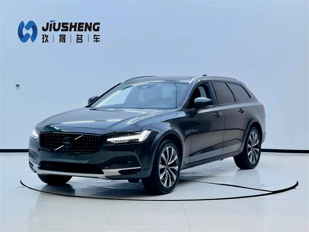 Volvo V90 2021 Model Cross Country B5 AWD Smart Edition