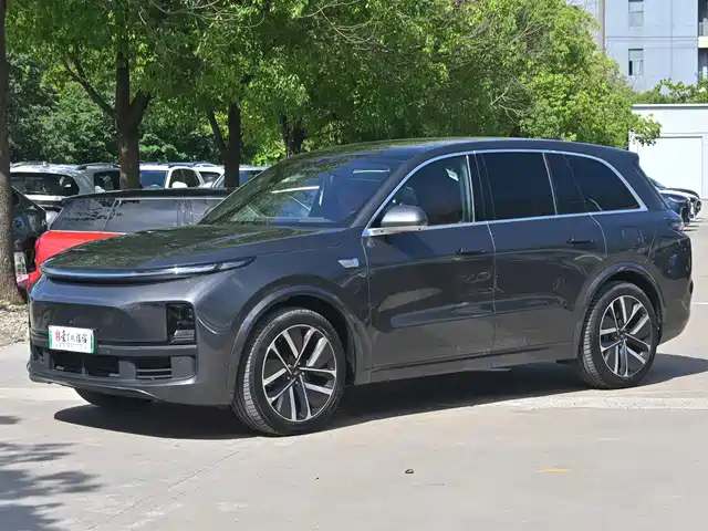 Li Auto Li L8 2023 Pro