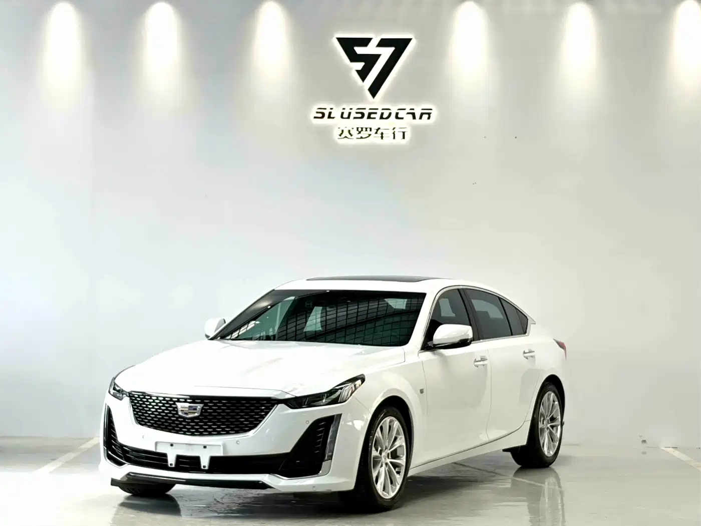 Cadillac CT5 2023 28T Fashion Style