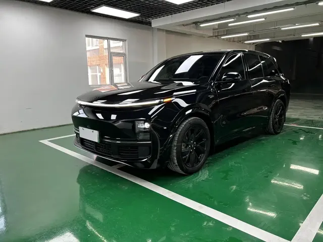 Li Auto Li L8 2023 Pro