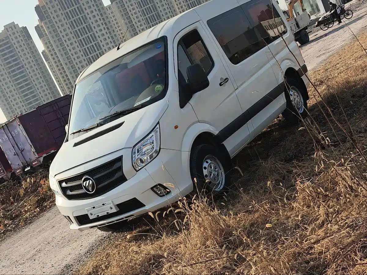 Foton Tuyano 2024 Urban Edition Multi-purpose 2.0T Manual Short Wheelbase Low Roof Single Rear Tire 5/6/9-seater