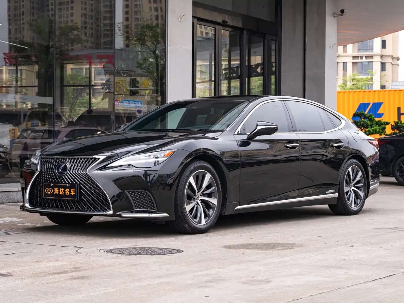 Lexus LS 2021 500h Premium Edition