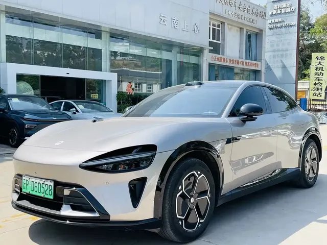 Xiaomi Auto Xiaomi YU7 2025 Extended Range RWD Edition