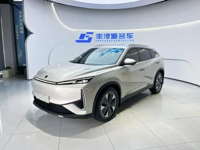 Dongfeng Aeolus Dongfeng Fengshen L7 2024 205 Plus