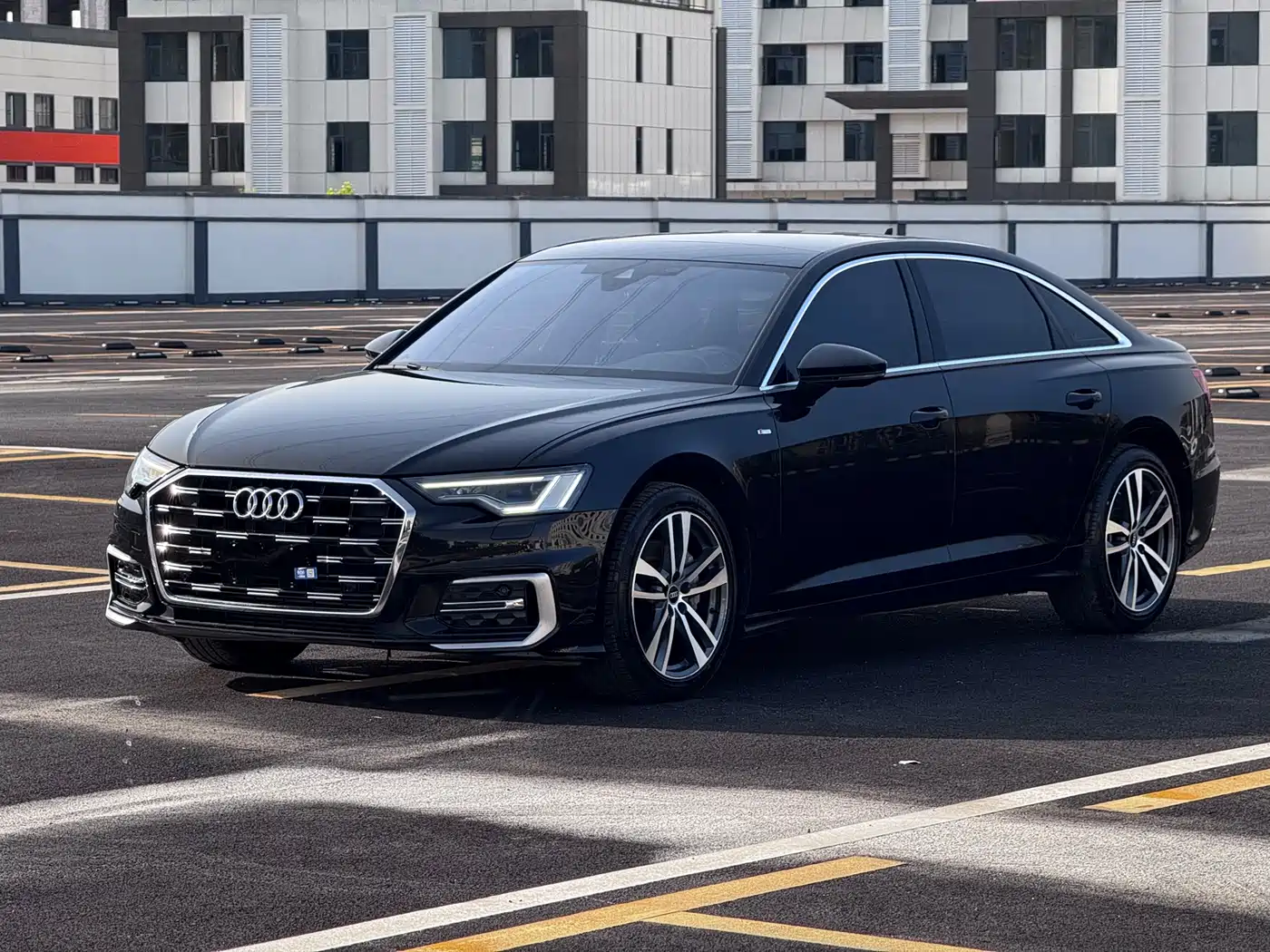 Audi A6L 2023 Facelift 40 TFSI Luxury Elegance
