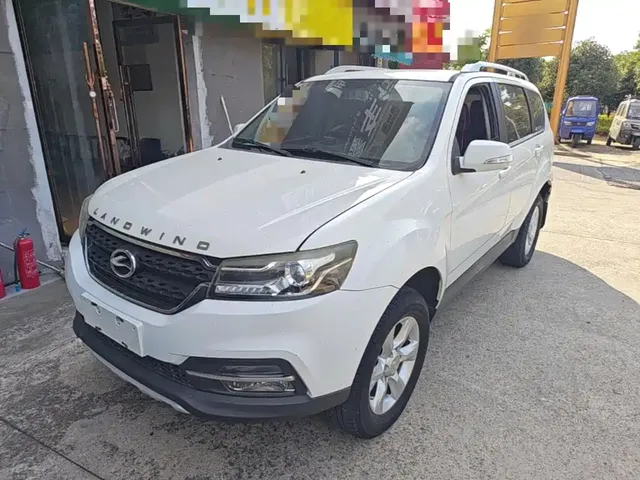 Landwind X8 2017 2.0T Gasoline 4X2 Luxury