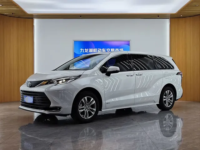 Toyota Sienna 2024 2.5L Hybrid Comfort Edition