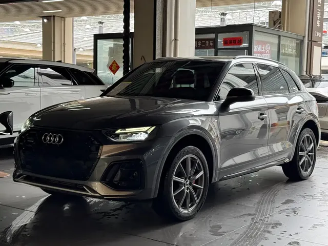 Audi Q5L 2024 Model 40 TFSI Luxury Dynamic