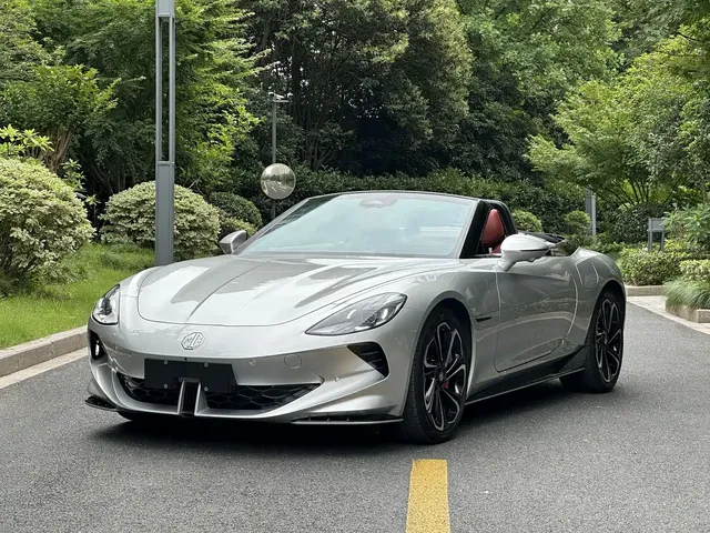 MG Cyberster 2024 580km Transcendent Edition