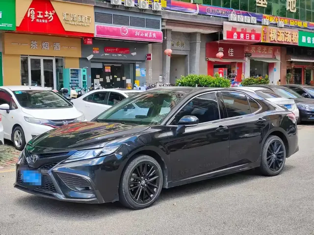 Toyota Camry 2022 2.5S Knight Edition
