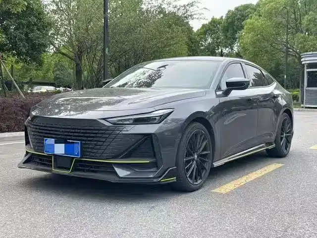Changan UNI-V 2023 1.5T Sport Edition