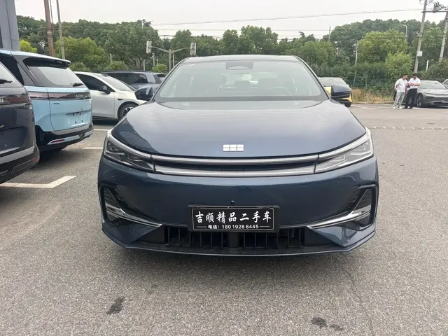 Geely Galaxy A7 2025 EM-i
