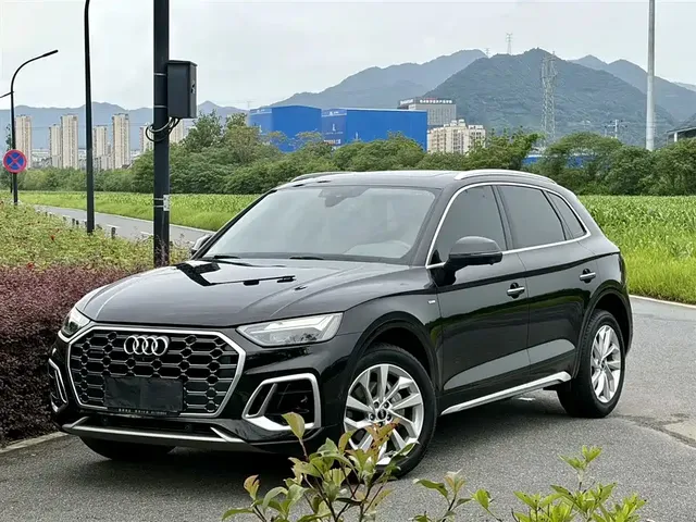 Audi Q5L 2022 Facelift 40T Luxury Dynamic