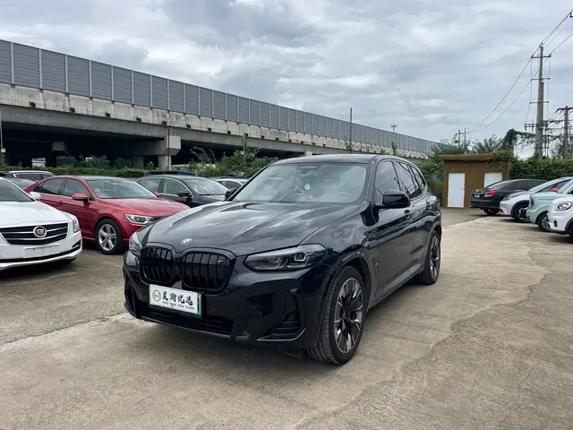 BMW iX3 2024 Innovation Leader