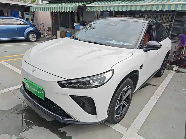 Nezha Auto Nezha L 2024 Extended Range 310 Flash Charge Red Edition