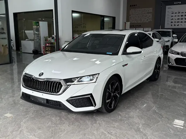 Škoda Octavia 2023 PRO TSI280 Premium Edition