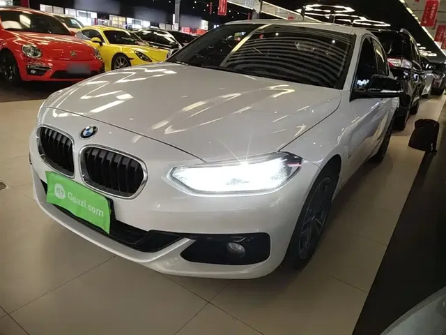 BMW 1 Series 2018 118i Sport Edition