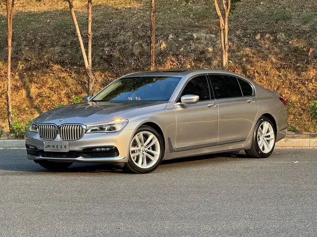 BMW 7 Series 2018 730Li Premium Type Excellence Package