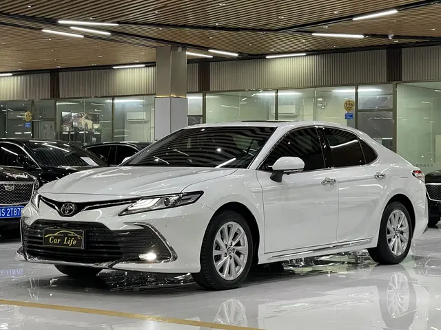 Toyota Camry 2021 2.0G Luxury Edition