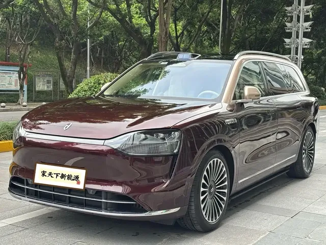 AITO Wenjie AITO M9 2025 Extended Range Ultra 52kWh 6-Seater