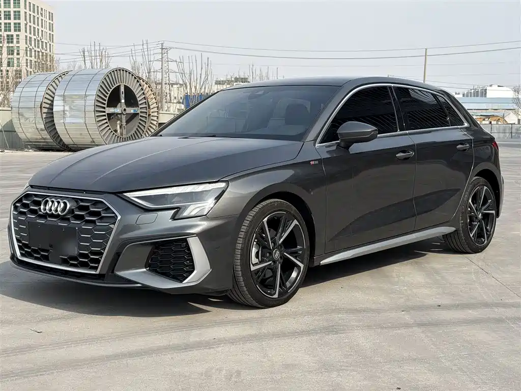 Audi A3 2021 Sportback 35 TFSI Fashion Sport