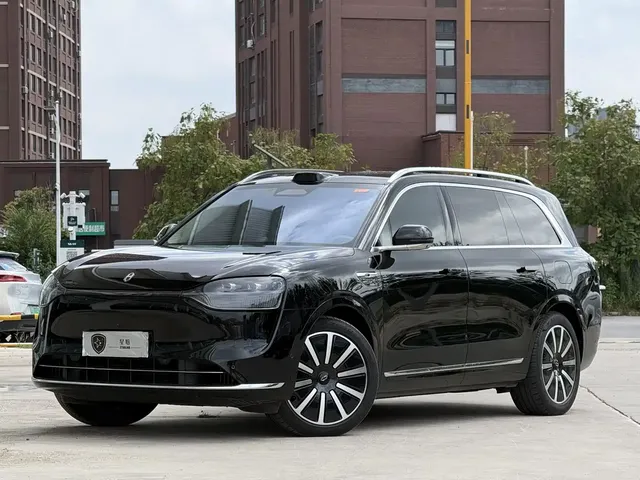 AITO Wenjie AITO M9 2024 Range Extender Max Edition 42kWh 6-seater