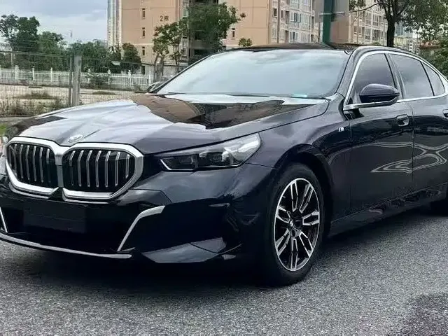 BMW 5 Series 2024 530Li Leading M Sport Package