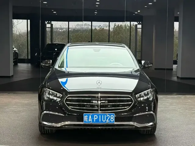 Mercedes-Benz E-Class 2022 E 300 L Fashion