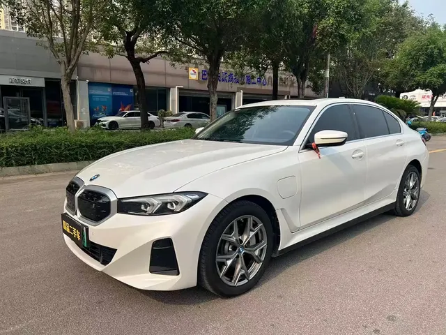 BMW i3 2024 eDrive 35 L
