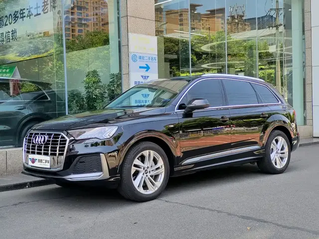 Audi Q7 2021 45 TFSI quattro S line Sport