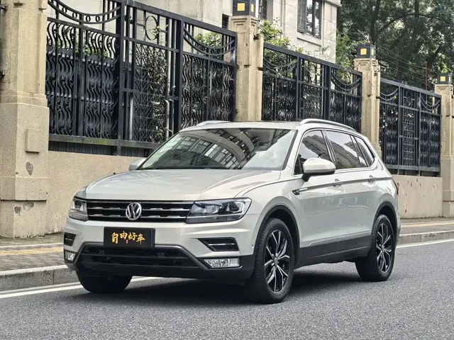 Volkswagen Tiguan L 2019 330TSI Automatic 2WD Smart Luxury Edition China VI