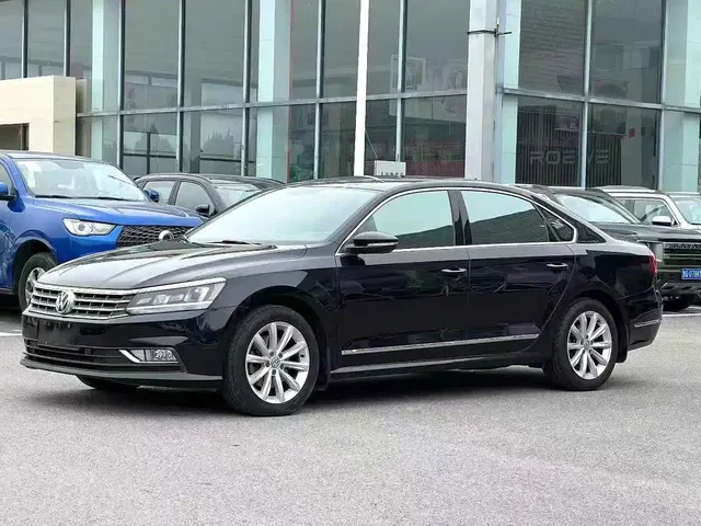 Volkswagen Passat 2017 330TSI DSG Prestige