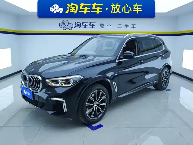 BMW X5 2022 xDrive 30Li Premium M Sport Package