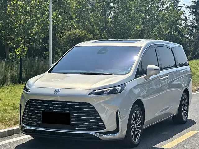 Buick GL8 New Energy 2025 Land Honor Premium Edition 7-Seater